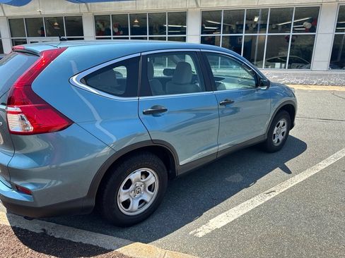 Used 2015 Honda CR-V LX image 9