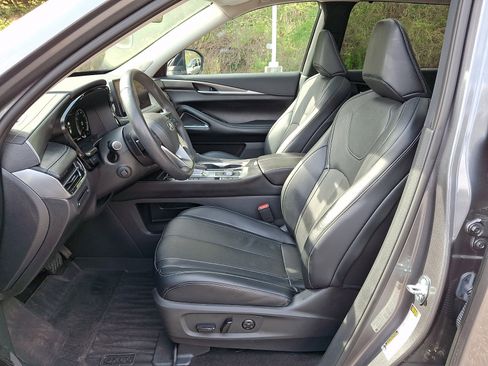 Used 2023 INFINITI QX60 Luxe w/ Performance Audio Package AWD/4WD image 15