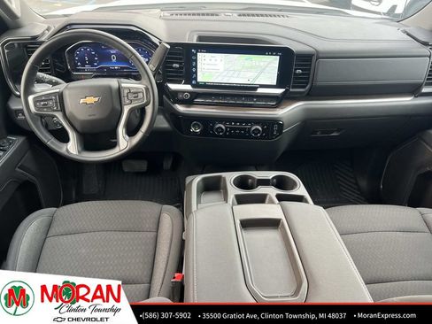 Used 2024 Chevrolet Silverado 1500 LT AWD/4WD image 14