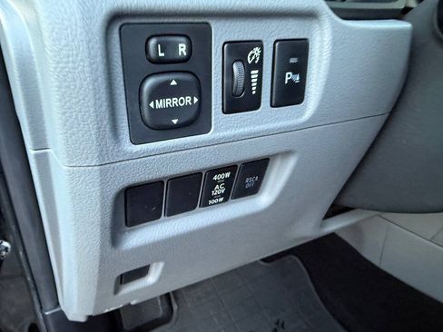 Used 2011 Toyota 4Runner SR5 Premium Sport Utility 4D w/ Convenience Pkg AWD/4WD image 79