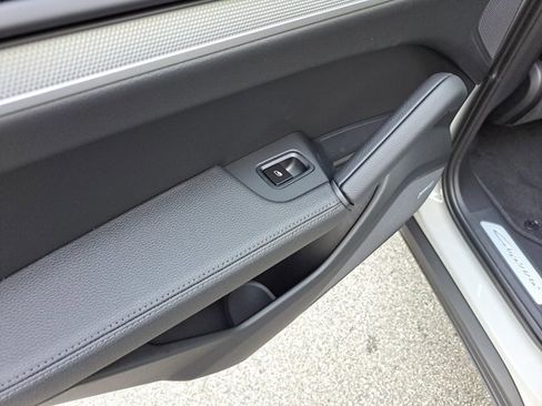 Used 2026 Porsche Cayenne Coupe image 22