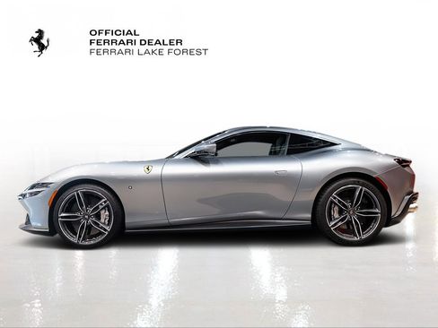 Used 2021 Ferrari Roma image 3