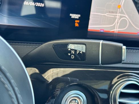 Used 2019 Mercedes-Benz S 560 Sedan image 28