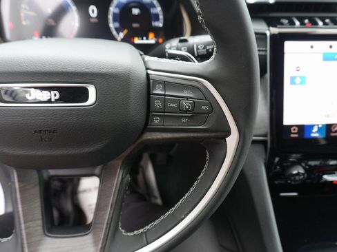 New 2025 Jeep Grand Cherokee L Limited w/ Luxury Tech Group II image 22