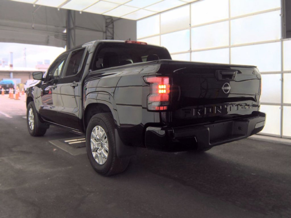 Certified 2022 Nissan Frontier SV RWD image 6