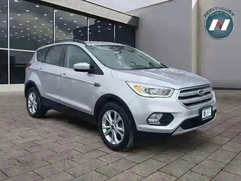 Used 2019 Ford Escape SEL image 7
