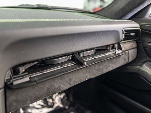 Used 2019 Porsche 911 GT3 RS image 32