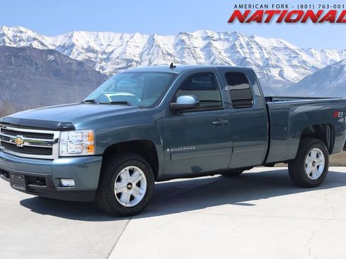 Used 2007 Chevrolet Silverado 1500 LTZ w/ Suspension Package, Off-Road" AWD/4WD image 1