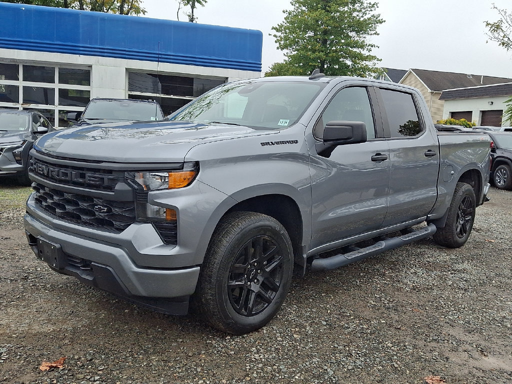Used 2024 Chevrolet Silverado 1500 Custom AWD/4WD image 3