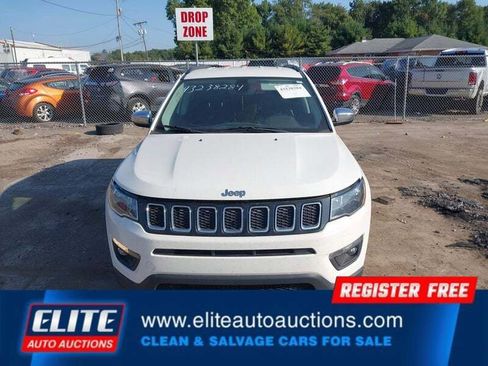 Used 2018 Jeep Compass Latitude w/ Popular Equipment Group image 24