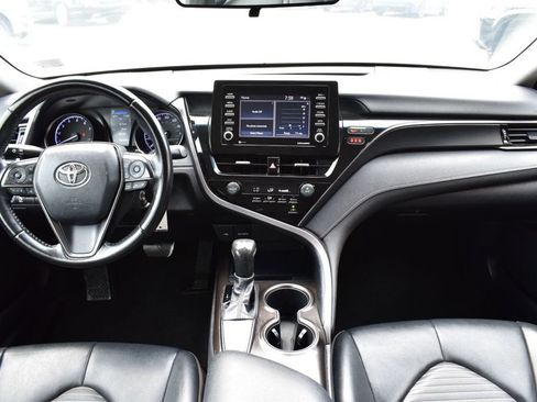 Used 2021 Toyota Camry SE FWD image 22