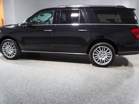 Used 2023 Ford Expedition Max Limited AWD/4WD image 10