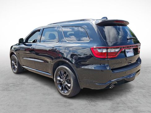 Used 2023 Dodge Durango GT AWD/4WD image 3