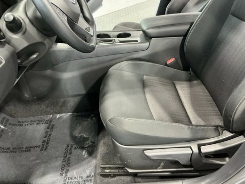 Used 2025 Nissan Altima 2.5 S image 17