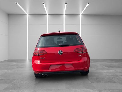 Used 2017 Volkswagen Golf Wolfsburg Edition image 5