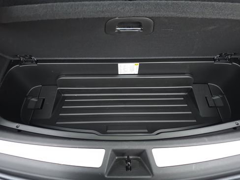 Used 2023 Cadillac XT6 Sport w/ Platinum Package image 40