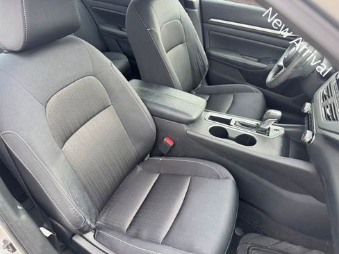 Used 2022 Nissan Altima 2.5 SV image 5