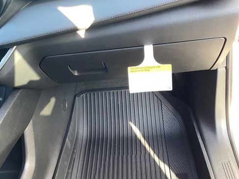 New 2026 Chevrolet Equinox LT w/ Convenience Package II image 29