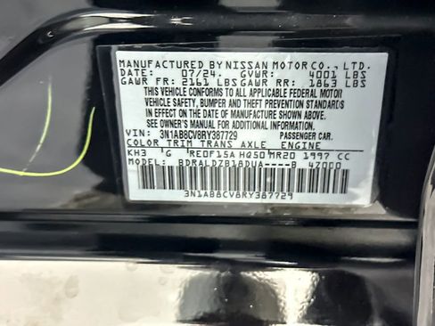 Used 2024 Nissan Sentra SV FWD image 26