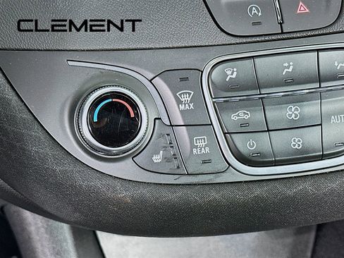 Used 2024 Chevrolet Malibu LT FWD image 23