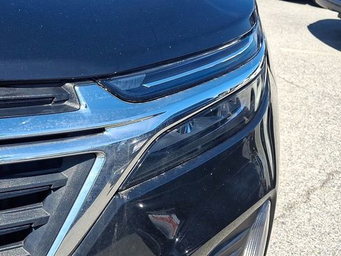 Used 2024 Chevrolet Equinox LT image 9