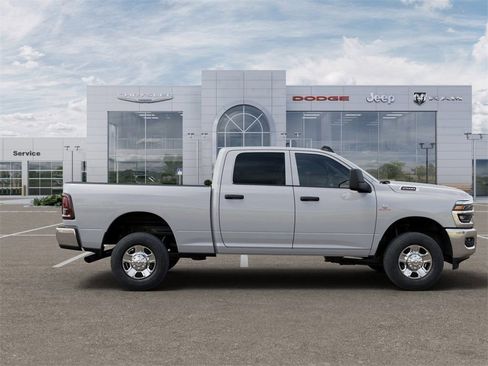 New 2026 RAM 2500 Tradesman w/ Chrome Appearance Group image 21