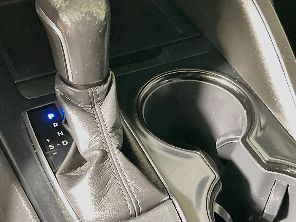 Used 2019 Toyota Camry SE FWD image 20