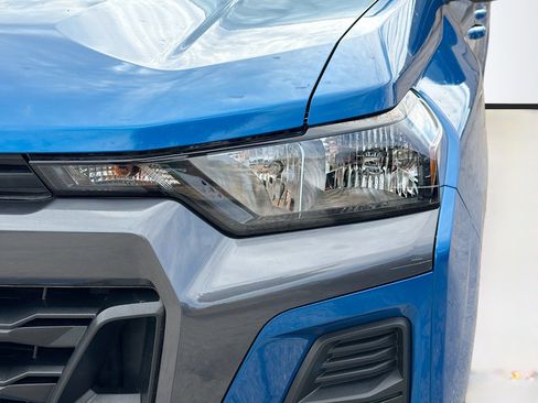 Used 2024 Chevrolet Colorado LT w/ LT Convenience Package image 9