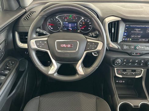Used 2024 GMC Terrain SLE w/ Elevation Edition image 14