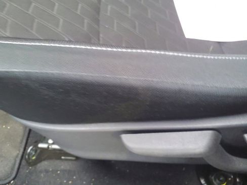 Used 2022 Nissan Kicks S image 15