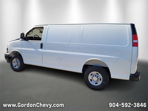 New 2025 Chevrolet Express 2500 Work Van image 3