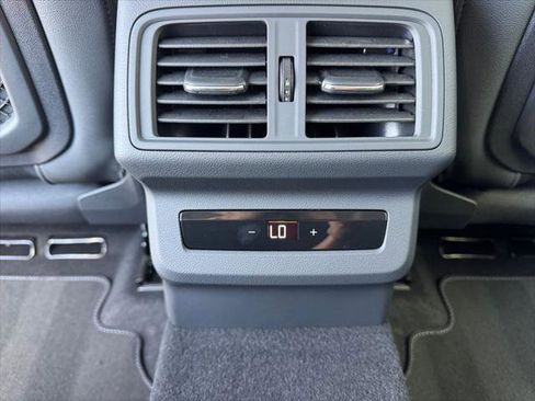New 2025 Audi Q5 Premium image 24
