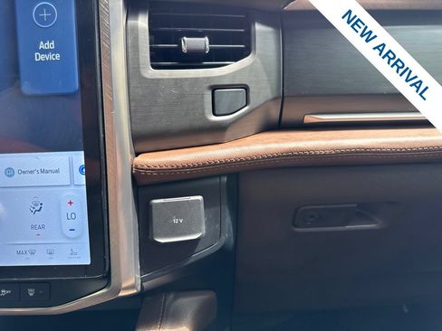 Used 2024 Ford Expedition King Ranch AWD/4WD image 30