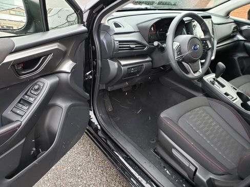 Used 2025 Subaru Impreza 2.0i Sport image 8