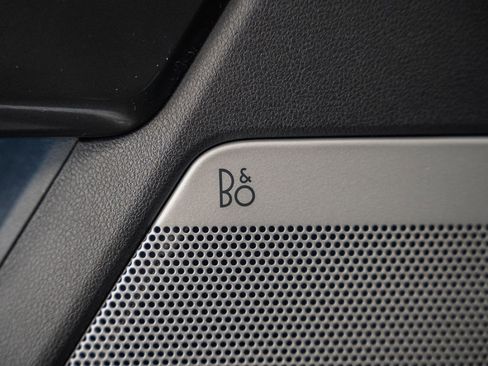 Certified 2023 Ford F150 Lariat w/ Equipment Group 502A High image 44