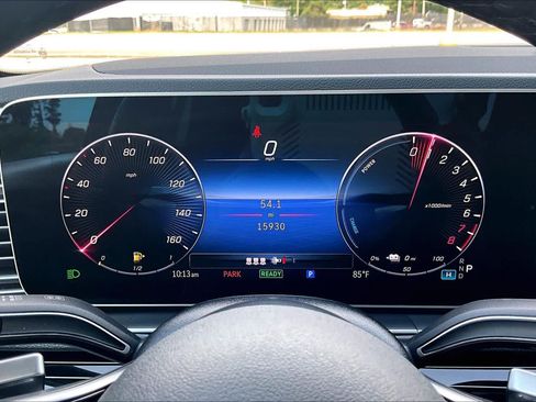 Used 2025 Mercedes-Benz GLE 450e 4MATIC image 26
