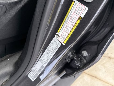 Used 2024 RAM 1500 Big Horn image 12