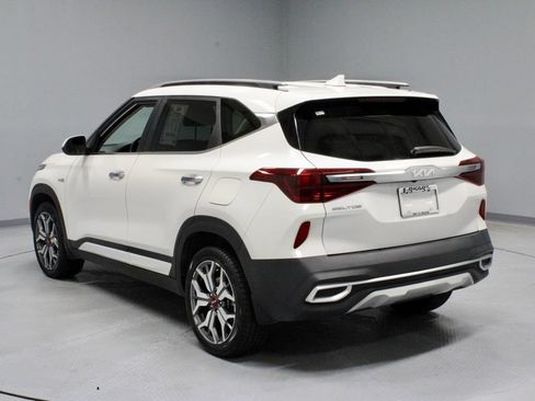 Used 2023 Kia Seltos SX w/ SX Sunroof Package AWD/4WD image 11