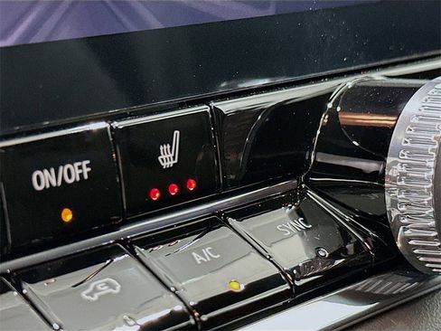 New 2026 GMC Canyon Elevation w/ Convenience Package image 21