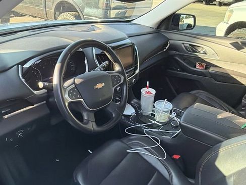 Used 2021 Chevrolet Traverse Premier w/ Redline Edition AWD/4WD image 6