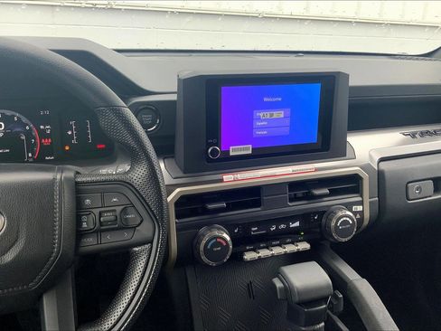 New 2025 Toyota Tacoma SR5 image 9