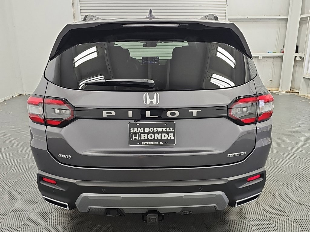 New 2026 Honda Pilot Touring image 7