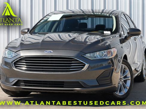 Used 2019 Ford Fusion SE image 1