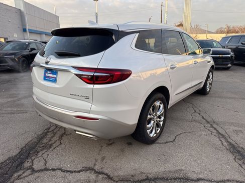 Used 2018 Buick Enclave Avenir w/ Avenir Technology Package image 7