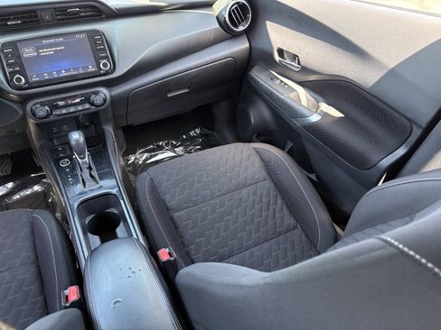 Used 2022 Nissan Kicks SV FWD image 17