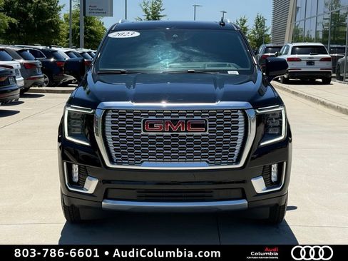 Used 2023 GMC Yukon Denali AWD/4WD image 9