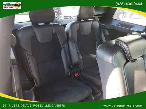 Used 2017 Volvo XC90 T6 R-Design w/ Vision Package image 23