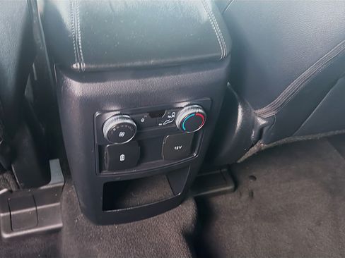 Used 2021 Ford Explorer XLT RWD image 20