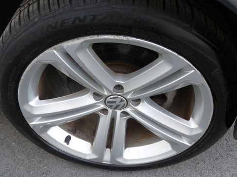 Used 2015 Volkswagen Tiguan R-Line image 14