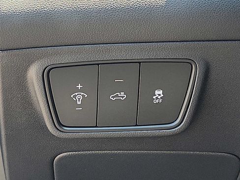 Used 2024 Hyundai Santa Cruz SEL AWD/4WD image 25